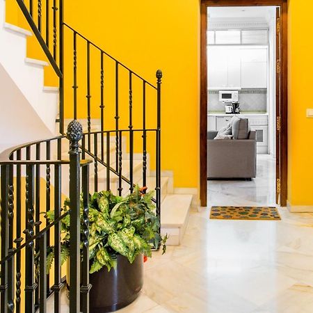 Magico Apartamento En Casa Palacio Del Siglo XVII Севилья Экстерьер фото